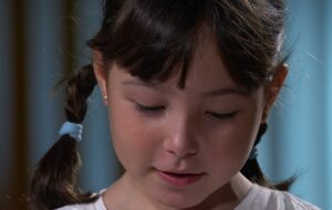 ELIA -  ENTREVISTADORA DE HABLANDO EN ALPHA