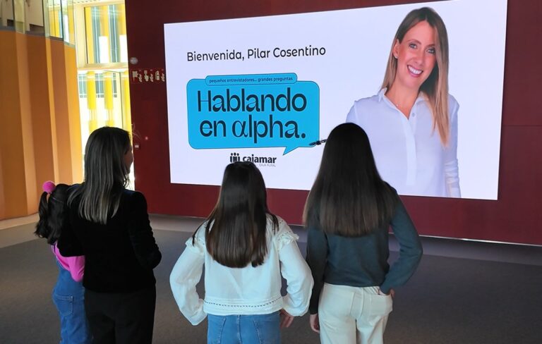 PILAR COSENTINO - HABLANDO EN ALPHA