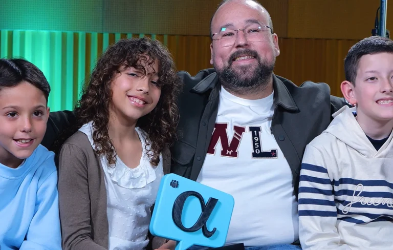 MIRO, LARA, VICENTE MARTÍNEZ Y JOSE JUAN - HABLANDO EN ALPHA